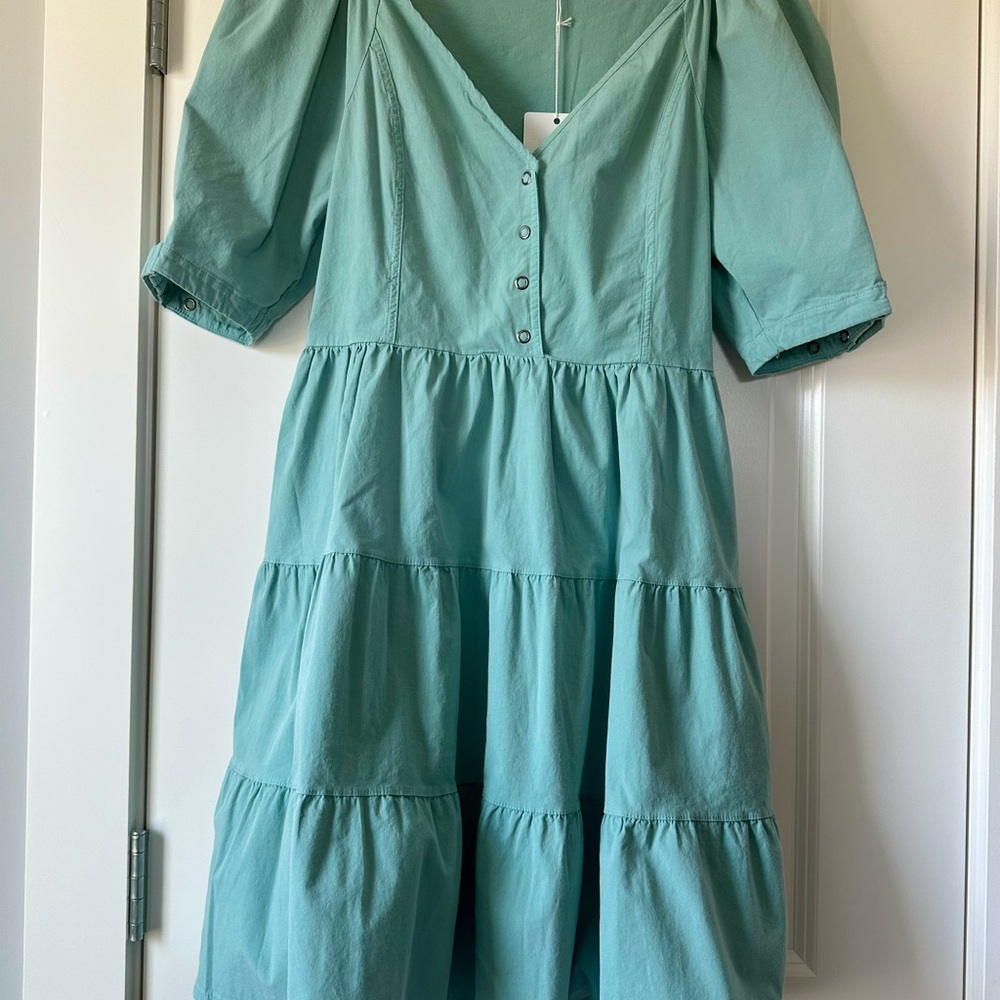 Brand new dress with tag – Size M (IT 44)